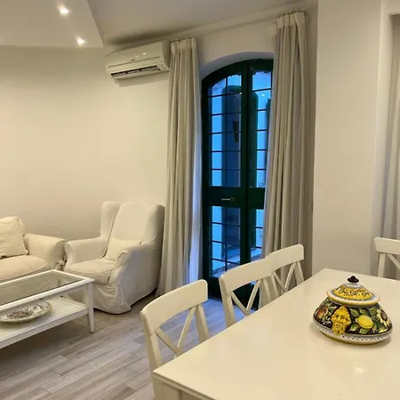 아파트 Maison Mele *